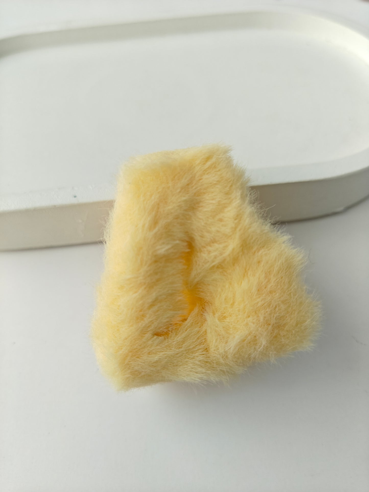 Mini Fluffy Triangle Claws