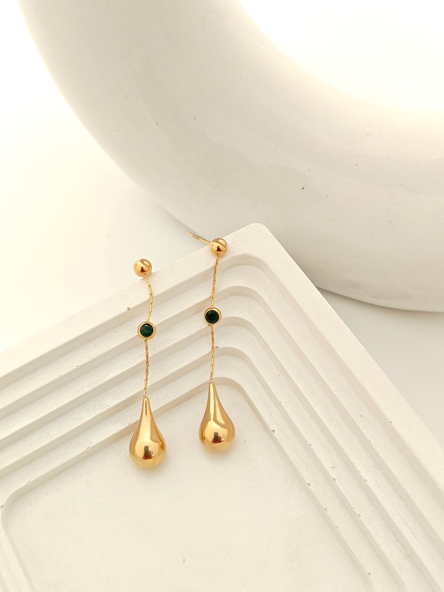Solyn Emerald Drops