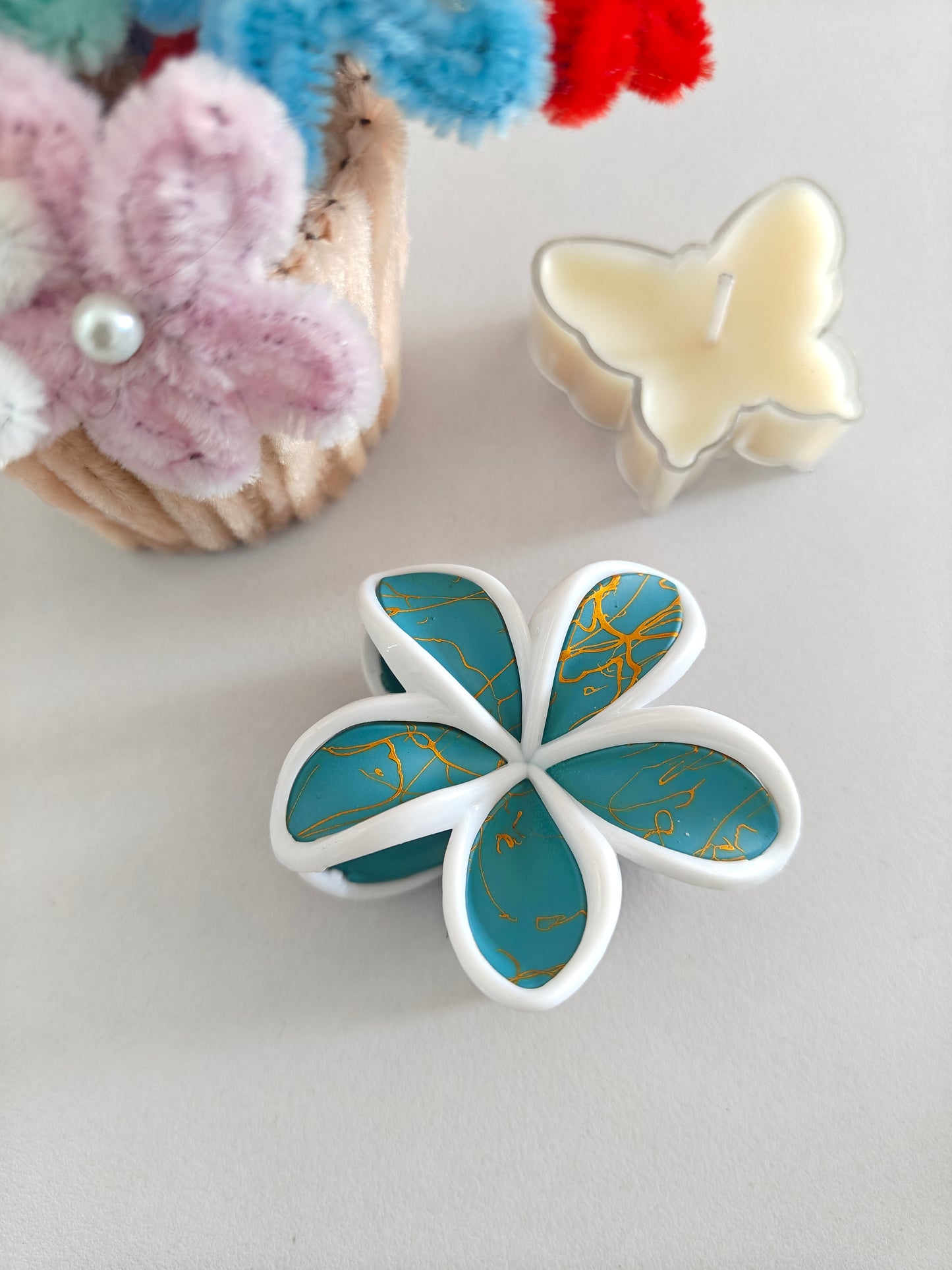 Marble Daisy Claw Clips - Mid Size