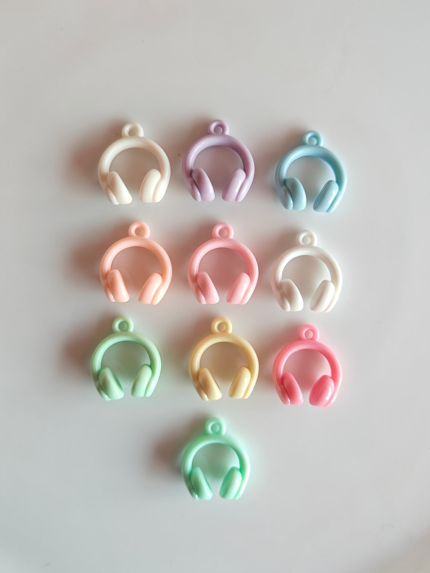 Headphone Charm - Random 10 Pieces
