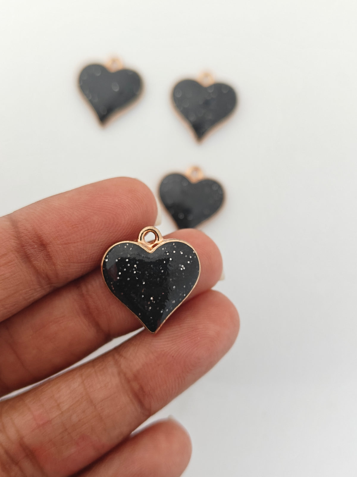 Black Heart Charm - 1 Piece