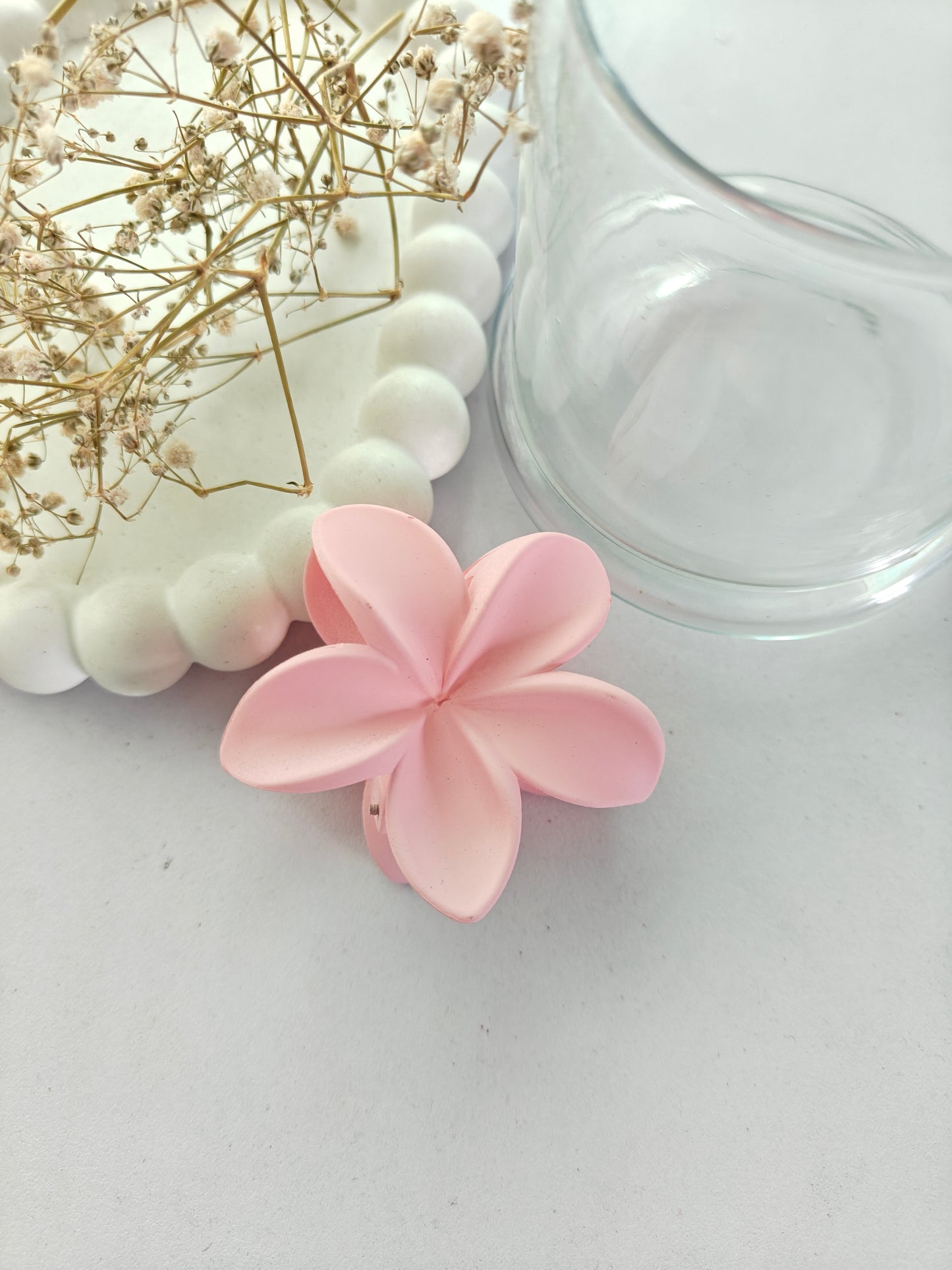 Pastel Daisy Claw - Mid Size