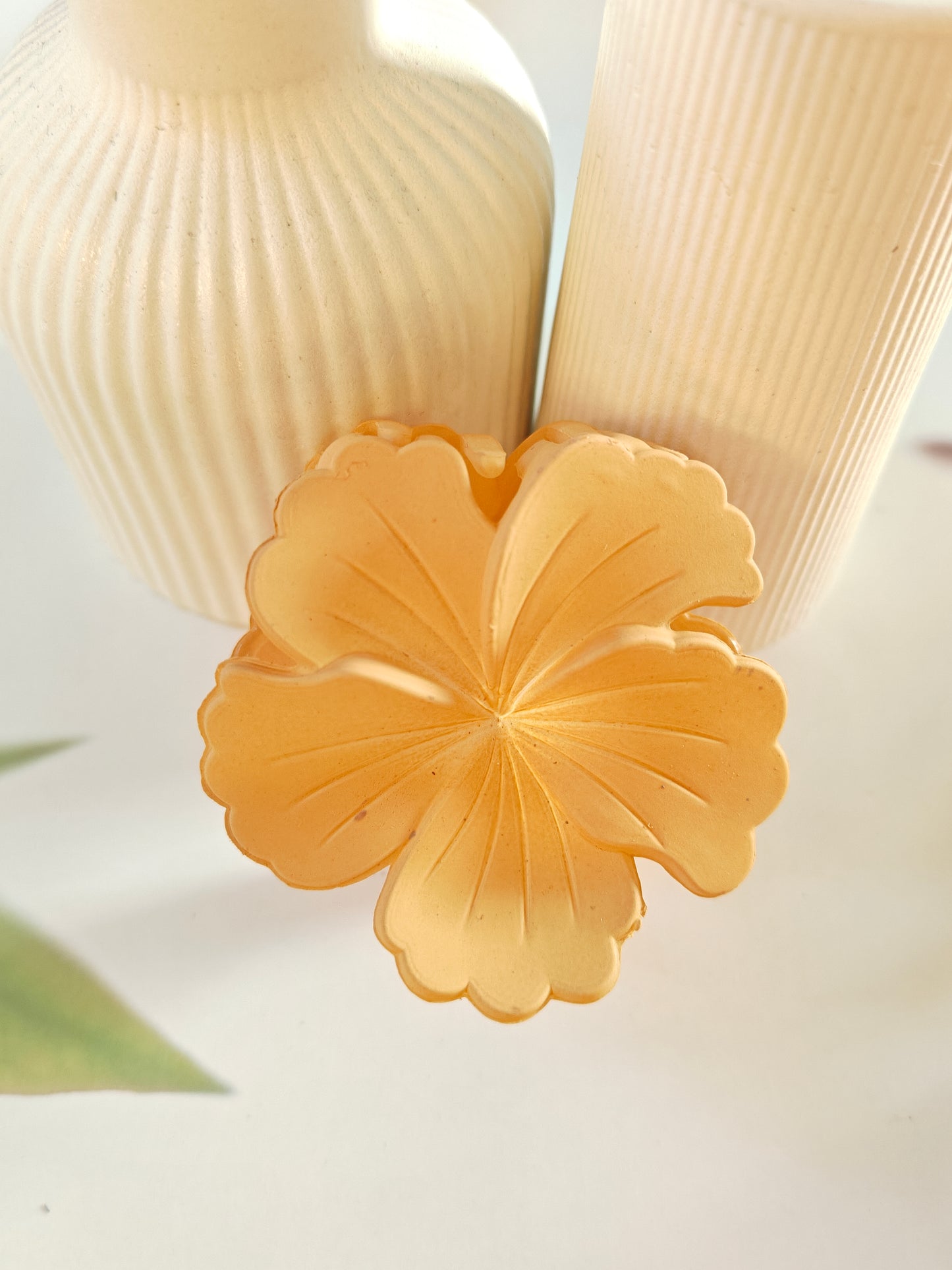 Hibiscus Claw Clip - Big Size