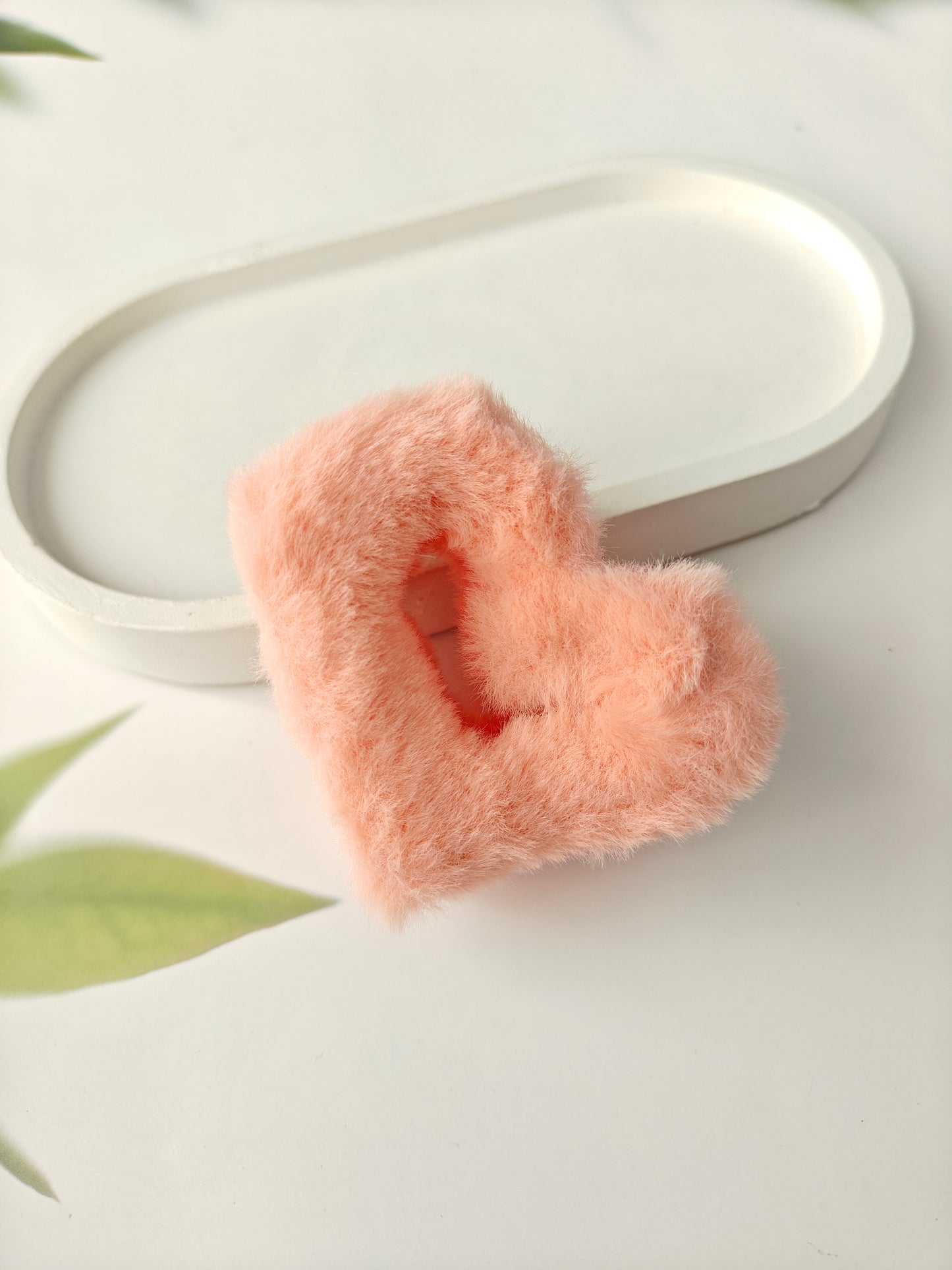 Fluffy Heart Claws