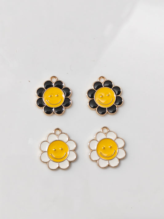 Smiley Flower Charm - 1 Piece