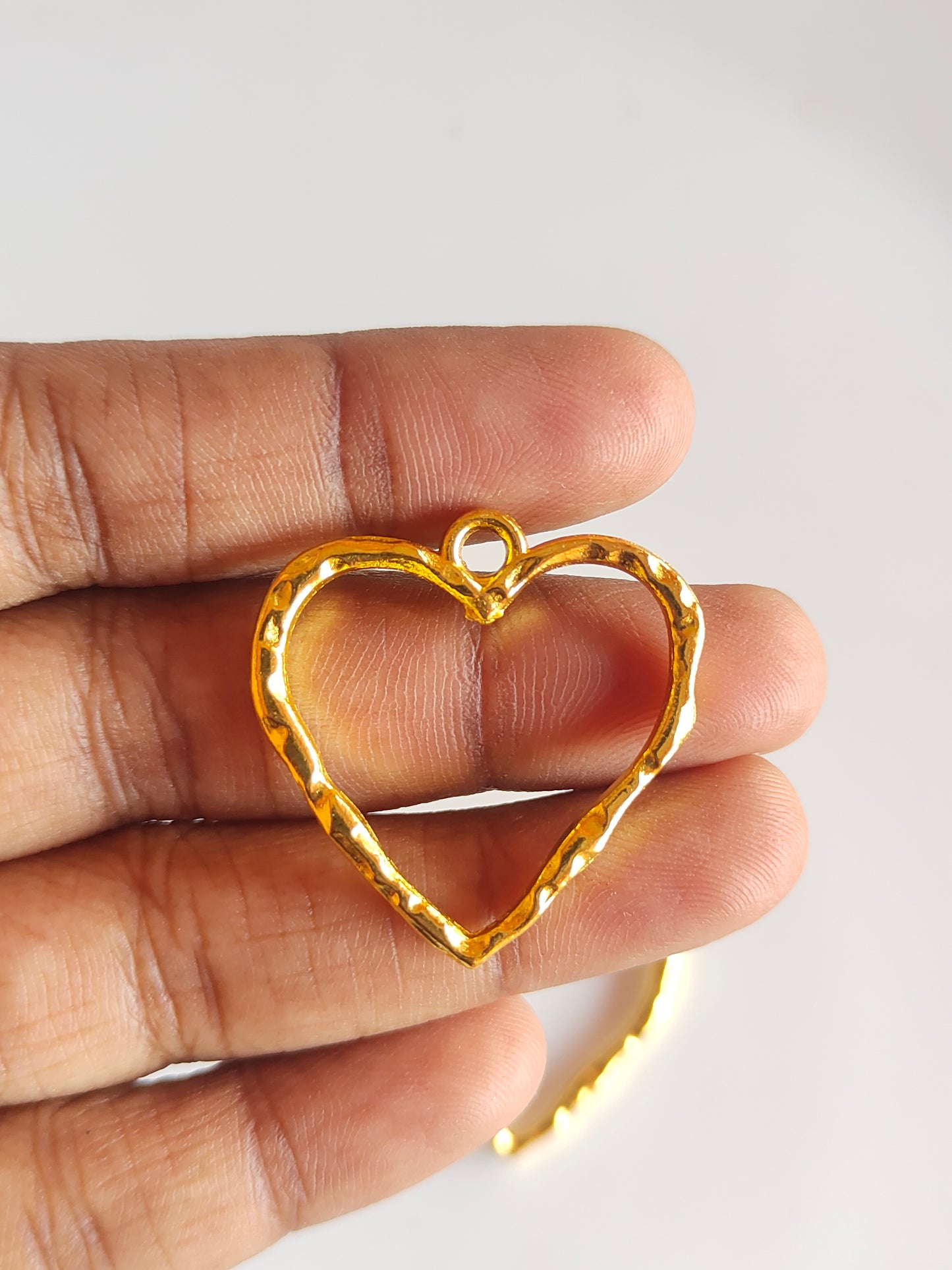Gold Heart Hammered Bezel - 1 Piece