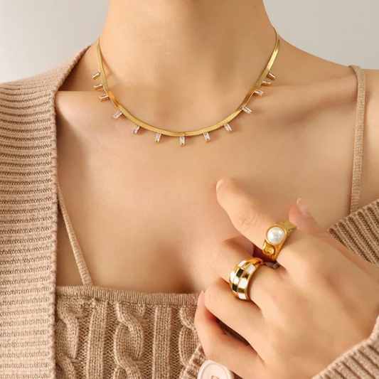 White Symphony Necklace