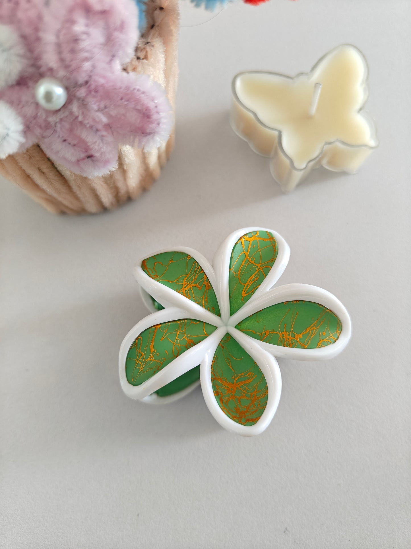 Marble Daisy Claw Clips - Mid Size