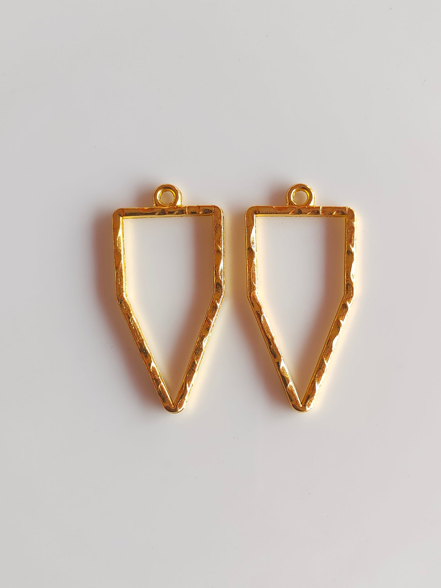 Gold Kite Hammered Bezel - 1 Piece