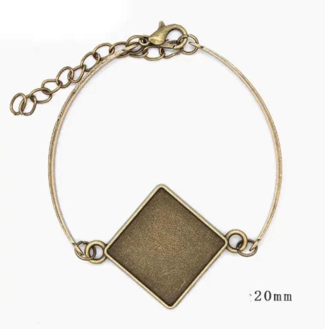 Vintage Bracelet Square 20mm 1 Piece - Design 14