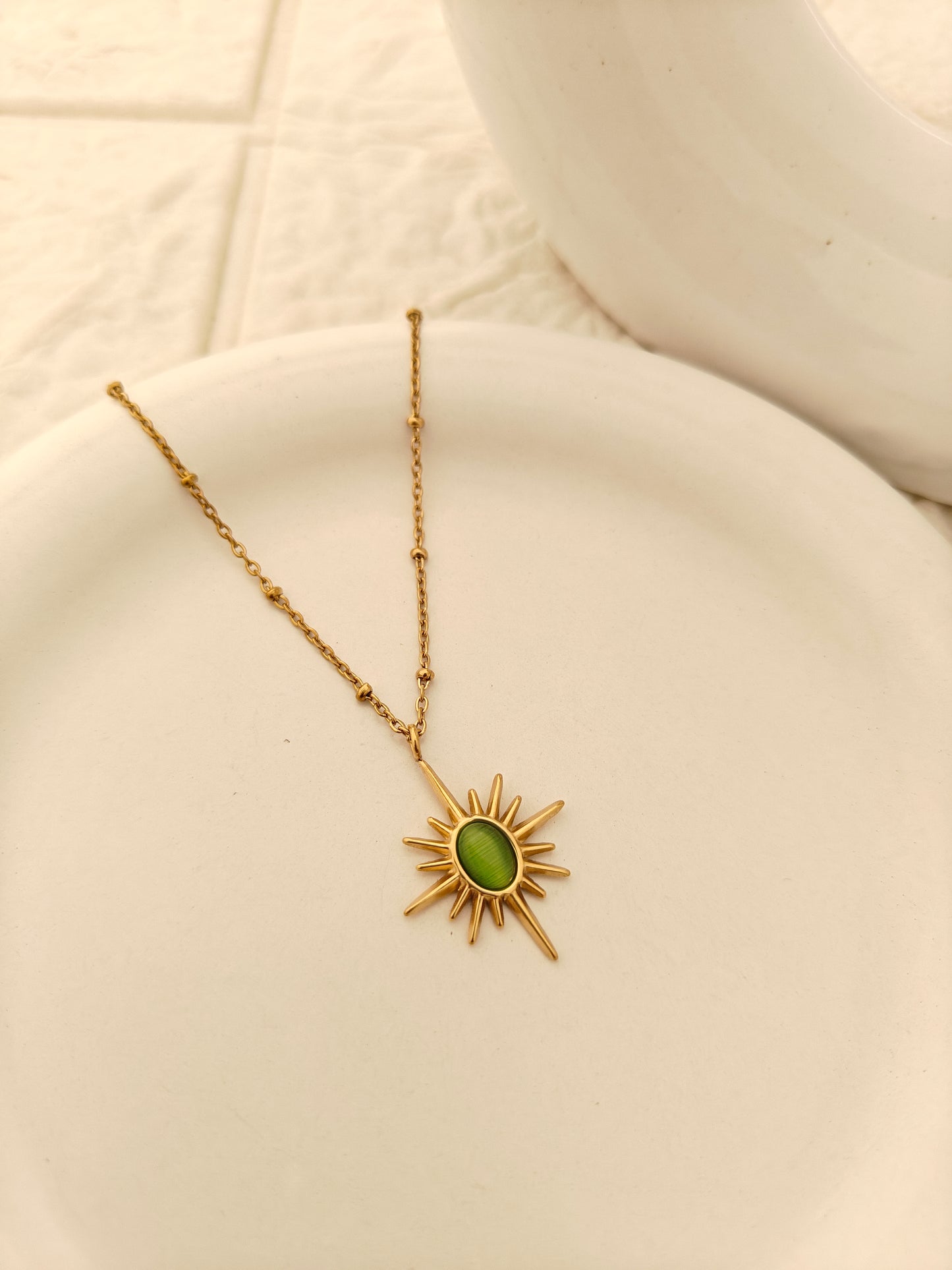 Solara Aura Pendant