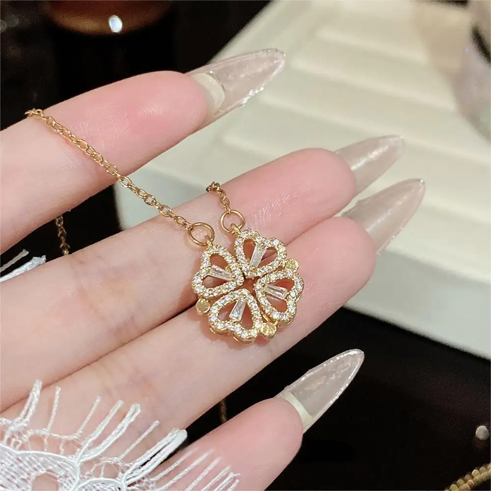 Lucky Clover Heart Magnetic Necklace