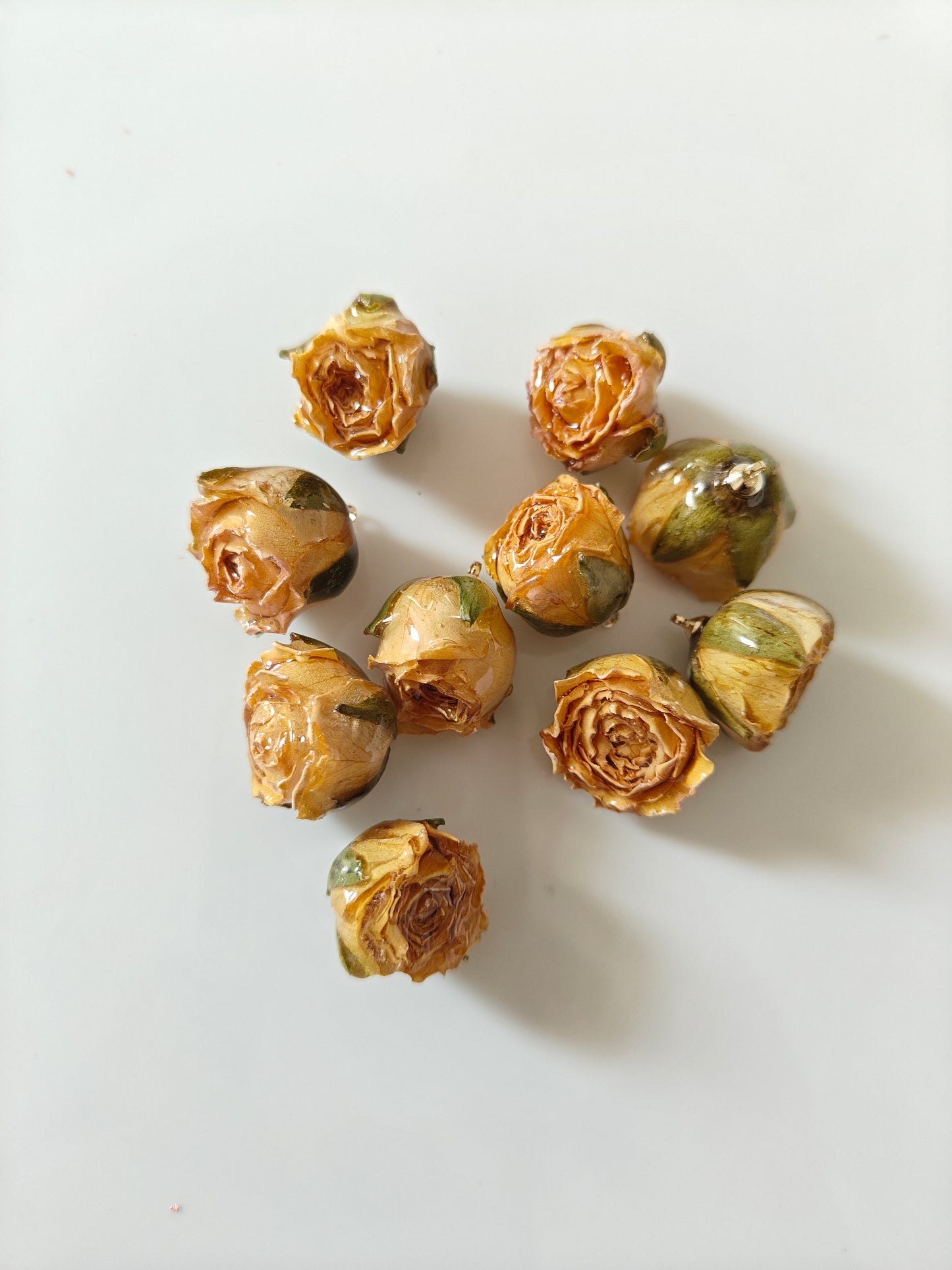 Resin Rose Charms - 1 Piece