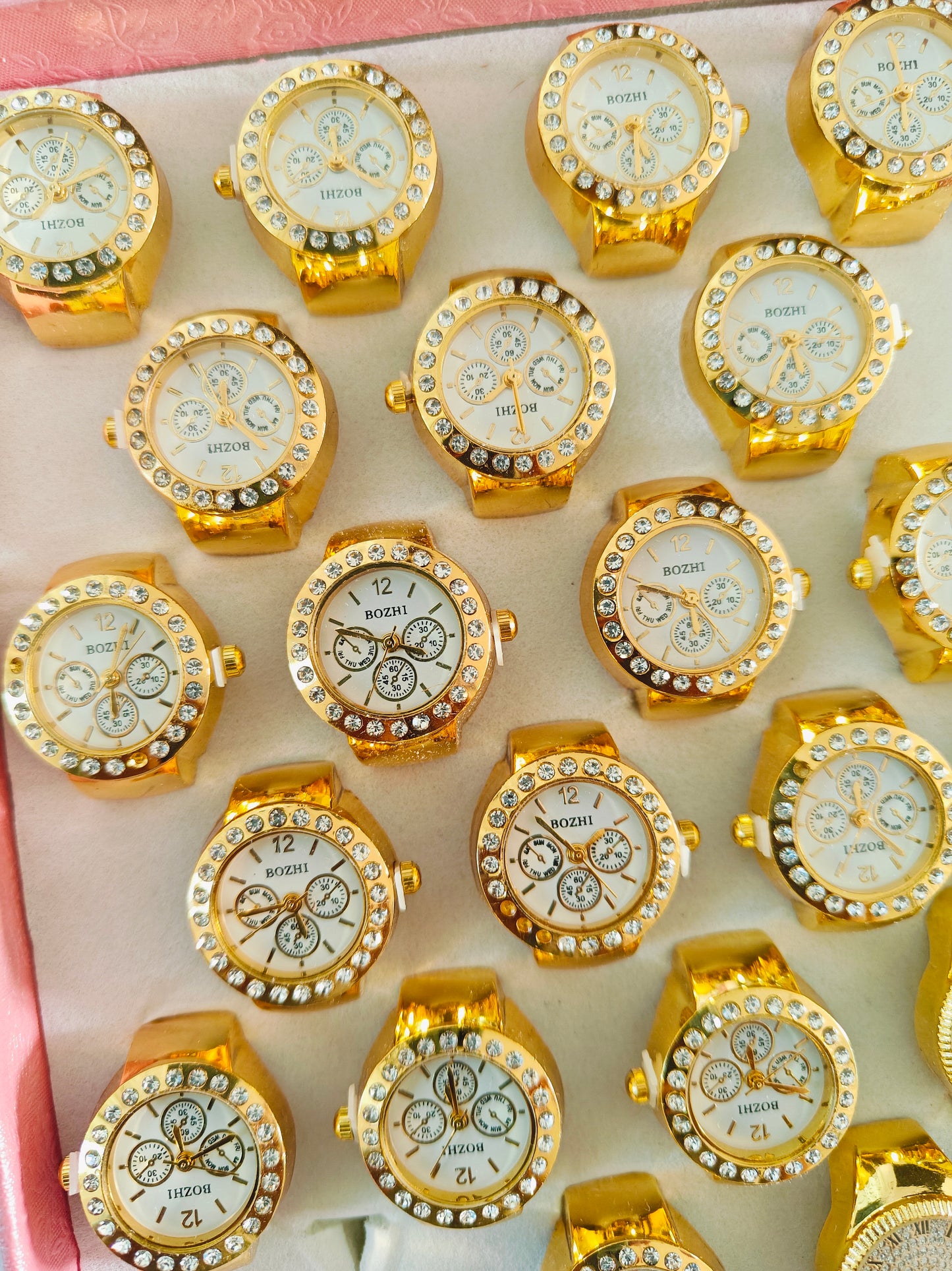 Finger Ring Rhiny Watch