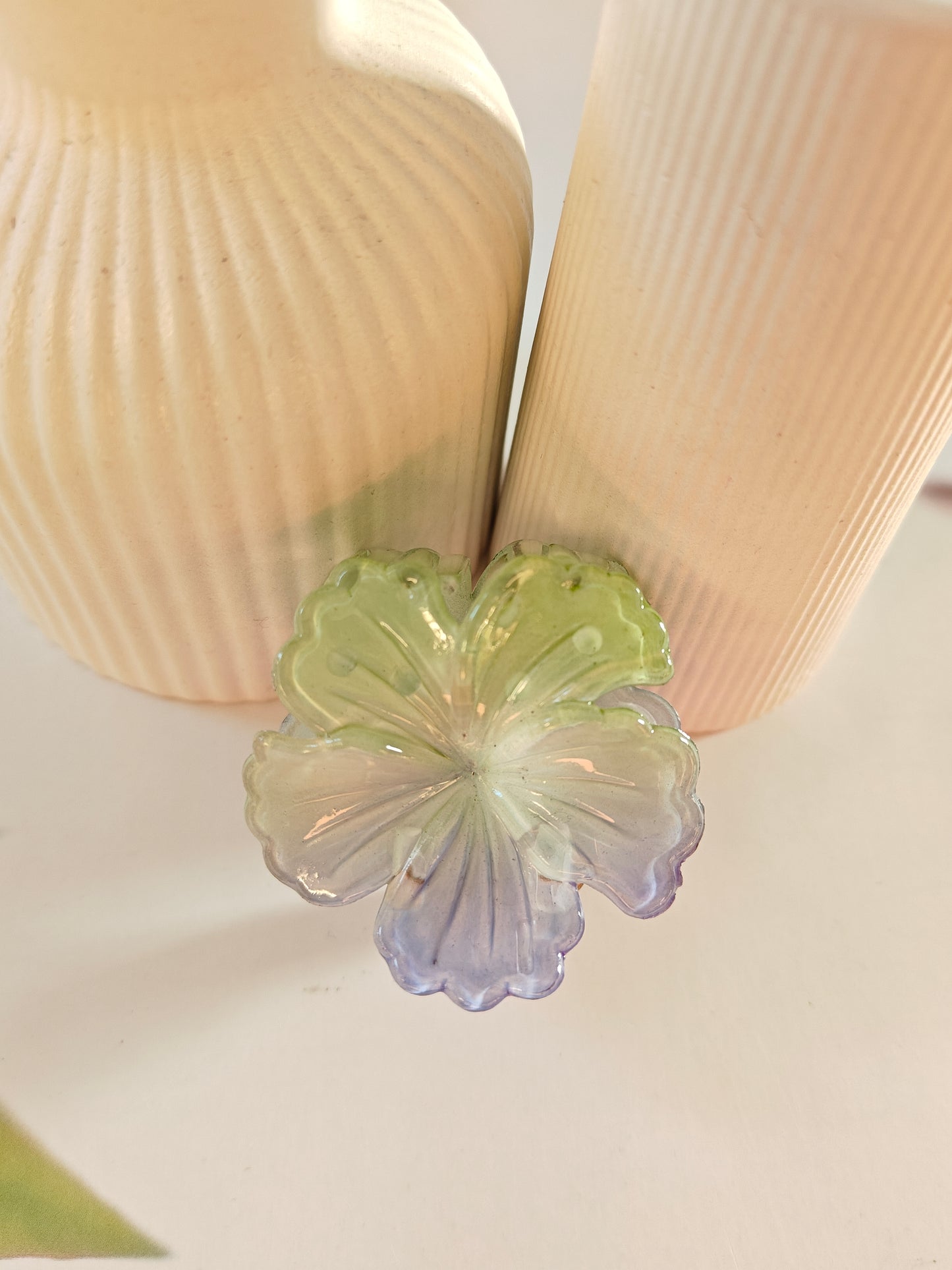 Mini Hibiscus Claw Clip - 1 Piece