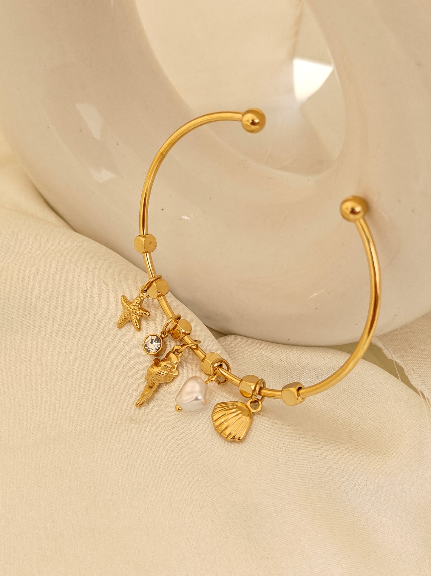 Seaspell Minimalist Cuff